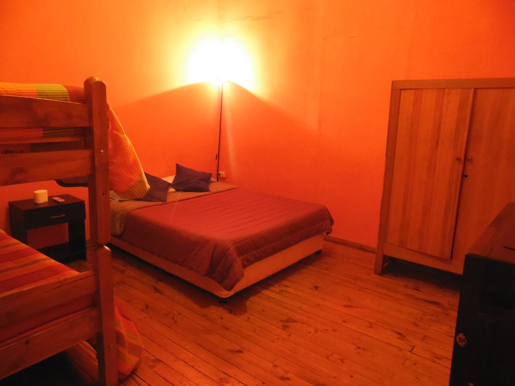 Hostal Tricontinental 瓦尔帕莱索 客房 照片